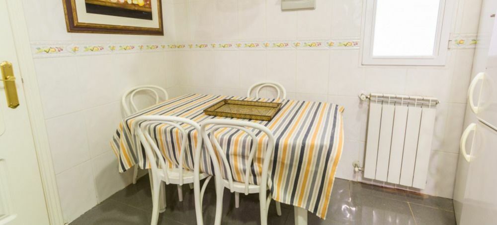 Classical Flat In Barrio Salamanca By Allo Housing Мадрид Екстериор снимка