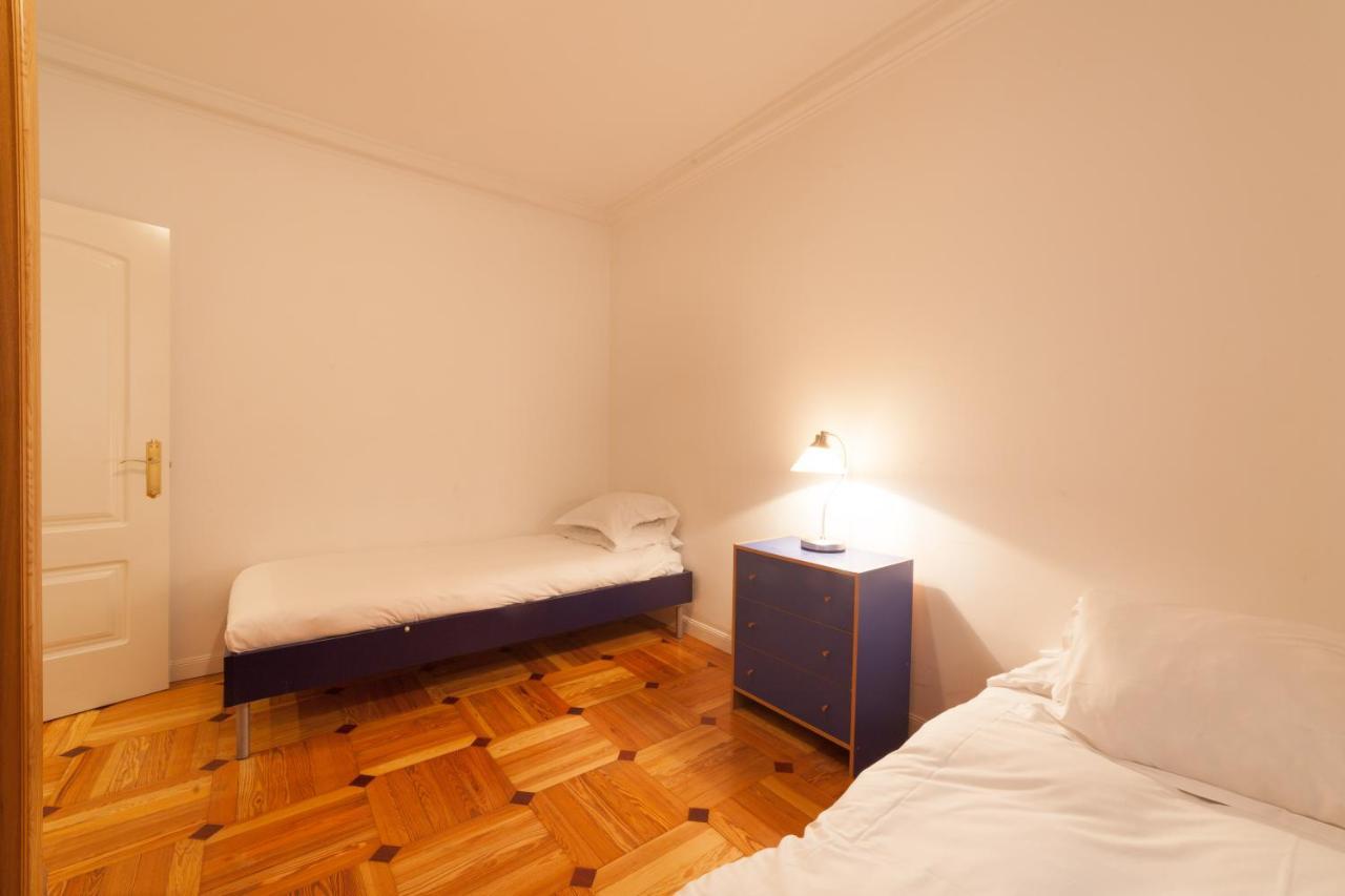 Classical Flat In Barrio Salamanca By Allo Housing Мадрид Екстериор снимка